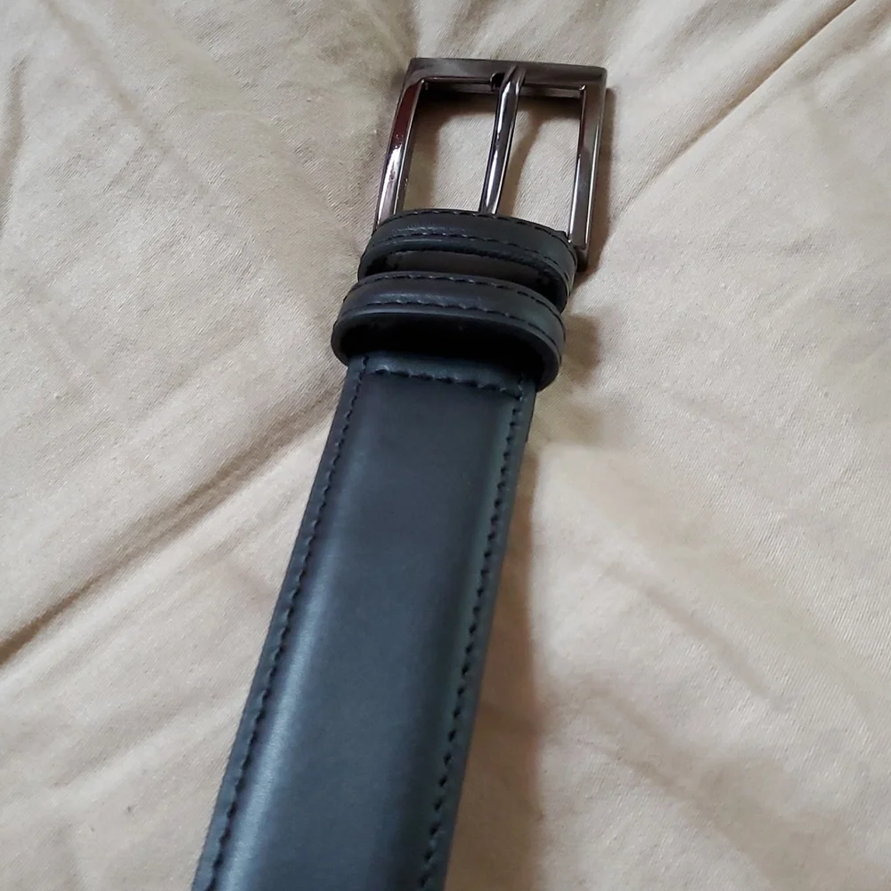 Black leather belt 30 inches